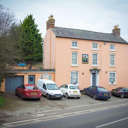 The Benbow Inn At Ruyton-Xi-Towns ภายนอก รูปภาพ